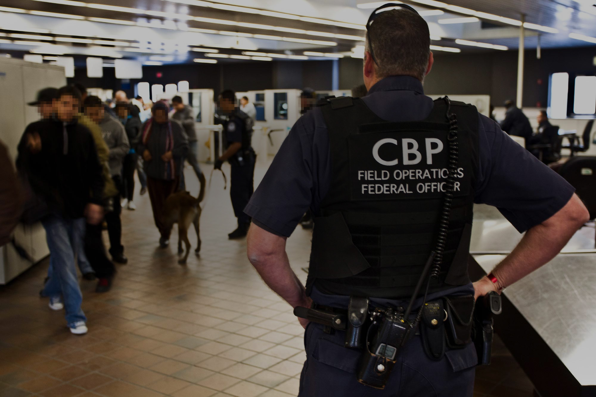 U.S. Customs and Border Protection (CBP) Horizontal Bifold Hidden